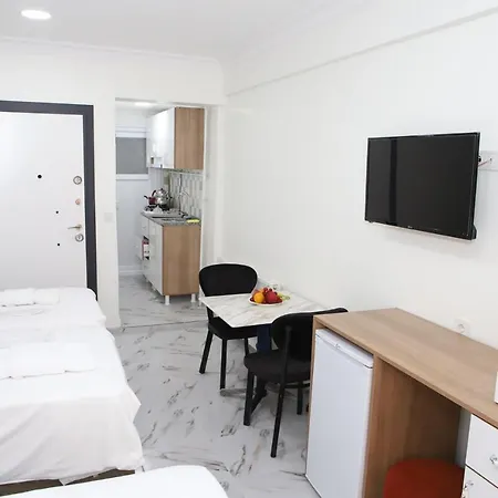 アパート Laos Town Hause イスタンブール